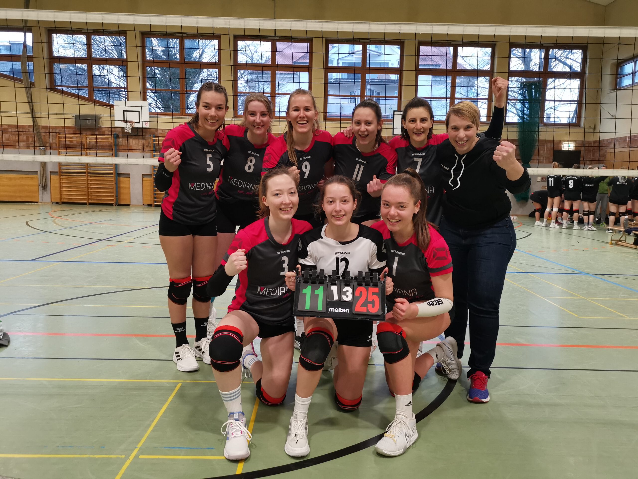 https://www.volleyball-rosenheim.de/wp-content/uploads/2021/10/IMG_20230311_173905-scaled.jpg