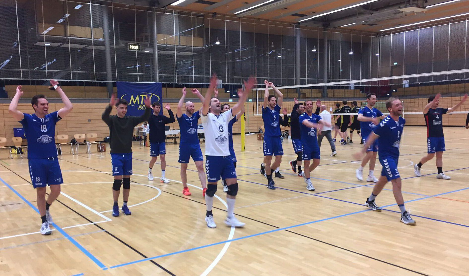 https://www.volleyball-rosenheim.de/wp-content/uploads/2023/03/MTV_Rosenheim_Volleyball_H1_Vierkirchen-e1680164153400.jpg