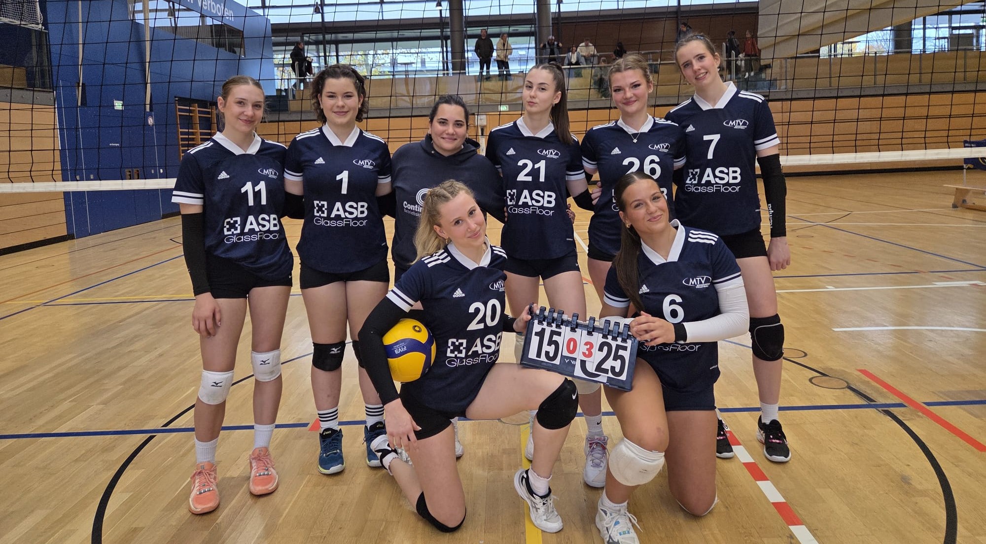 https://www.volleyball-rosenheim.de/wp-content/uploads/2025/11/D3_25.10.2025_naeher.jpg